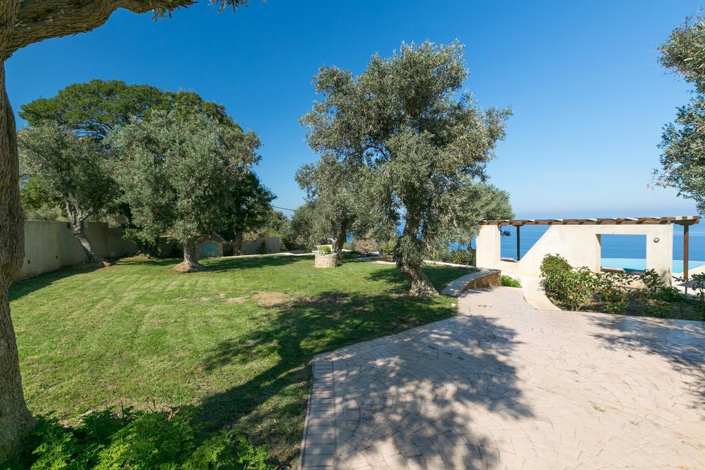Olivia'S Villas Of Luxury Kalivia  Exteriör bild