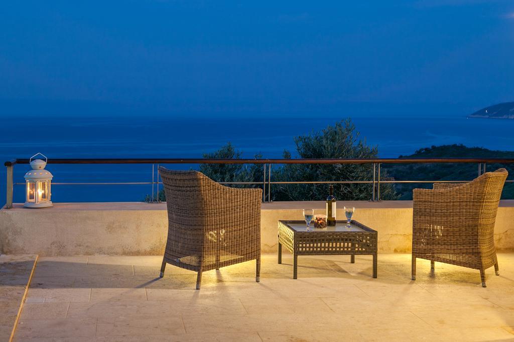 Olivia'S Villas Of Luxury Kalivia  Exteriör bild